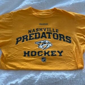 Nashville predators T-shirt 🏒